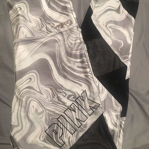 Victoria Secret- Pink Ultimate Leggings